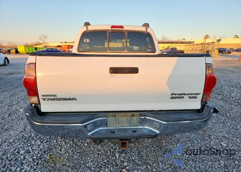 2005 Toyota Tacoma Double Cab Prerunner z USA, uszkodzony, nr VIN 3TMJU62N95M003326